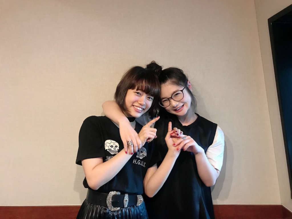 杉咲花と小野花梨